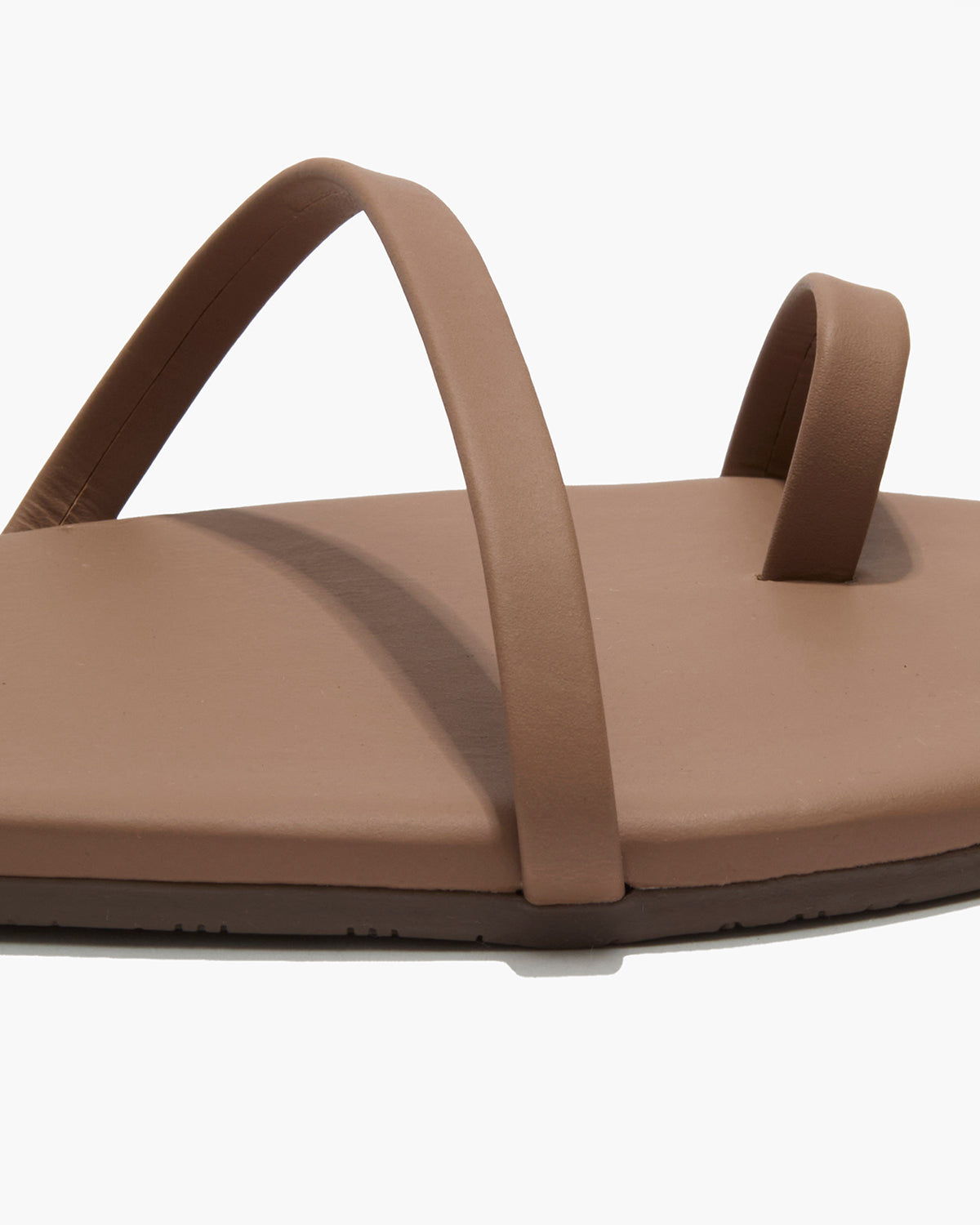 Mia Napa Leather Sandals in Beach Bum | TKEES Special Offer