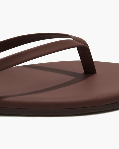 Lily Nudes Leather Flip Flops in Cappuccino | TKEES Featured