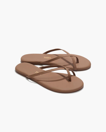 Riley Leather Sandals in Beach Bum | TKEES Latest