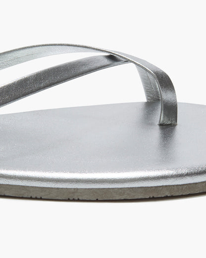Riley Metallics Leather Sandals in Fairylust | TKEES Trending
