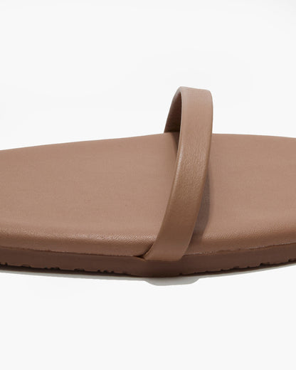 Gemma Leather Sandals in Beach Bum | TKEES Deals