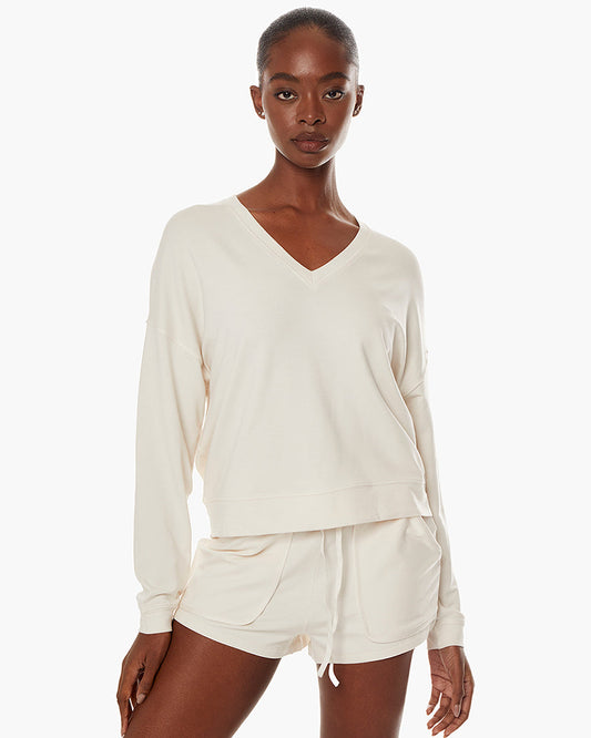 Matinée-de-Tennis-V-neck - Cream  | TKEES Value