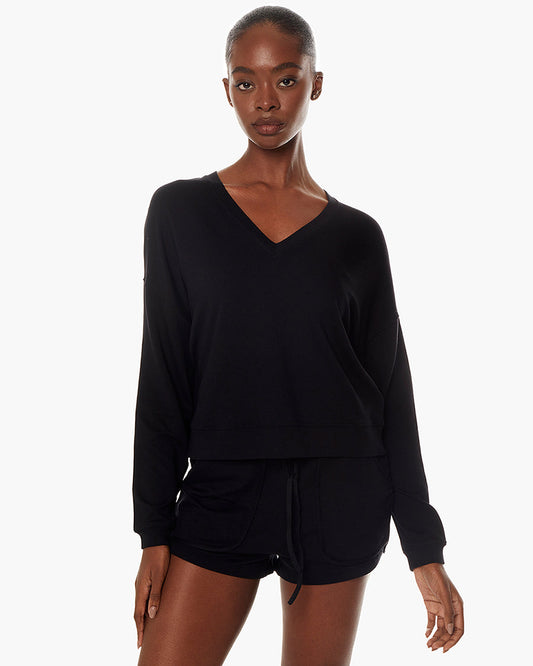 Matinée-de-Tennis-V-neck - Black  | TKEES Quality