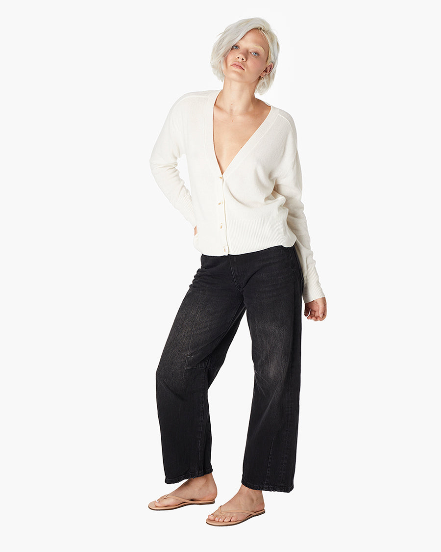 Cashmere V-Neck Cardigan  | TKEES Classic