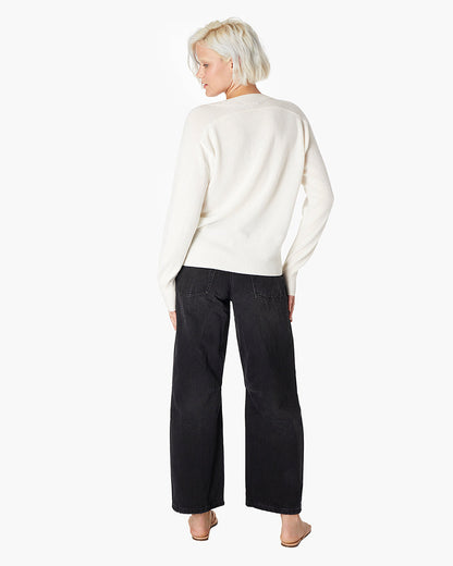 Cashmere V-Neck Cardigan  | TKEES Classic
