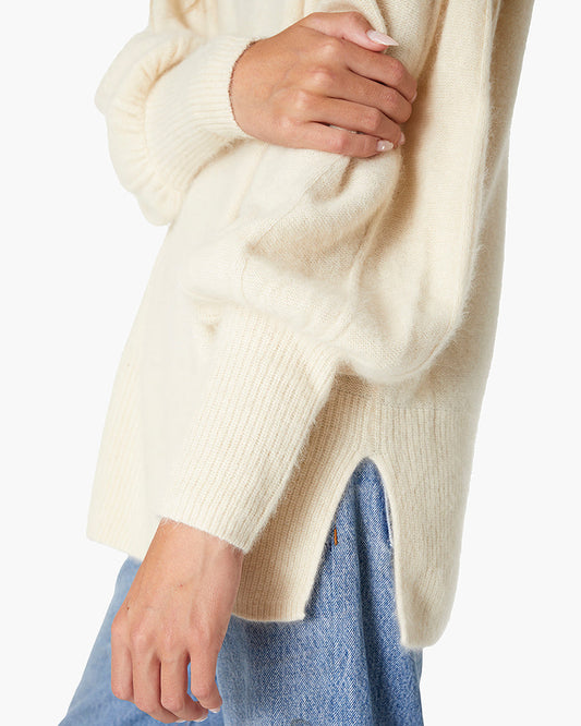 Cashmere Turtleneck  | TKEES New