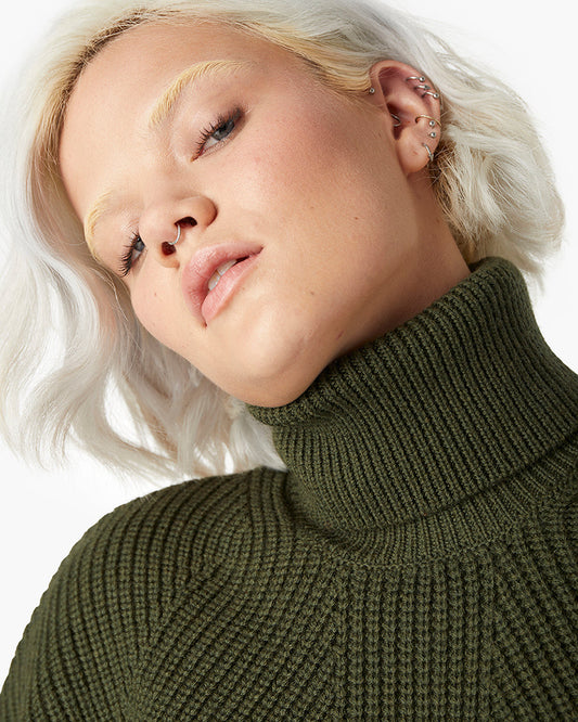 Merino Knit Turtleneck  | TKEES Recommended